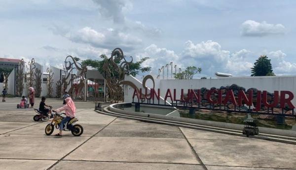 Alun Alun Cianjur Di urutan kedua kabupaten terluas di Jawa Barat, yakni Cianjur. (Foto: antara)