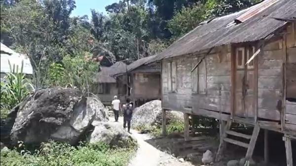 Desa Silogun Salah satu desa di wilayah Mandailing Natal (Madina), Sumatera Utara nyaris tidak berpenghuni. (Foto: Ahmad Husein Lubis).