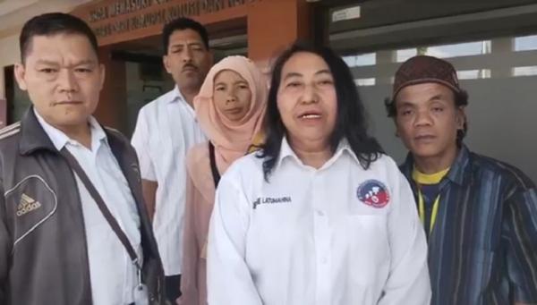 RPA sidang Tulungagung RPA Perindo bersama keluarga korban di PN Tulungagung. (Anang Agus Faisal).