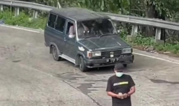 Kijang Kotak 2