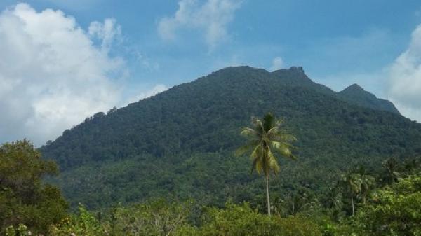 Gunung Calancang. (FOTO: ISTIMEWA)