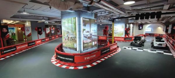Race Track