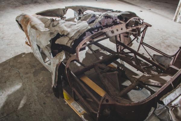 Mobil Rongsok Ferrari 3