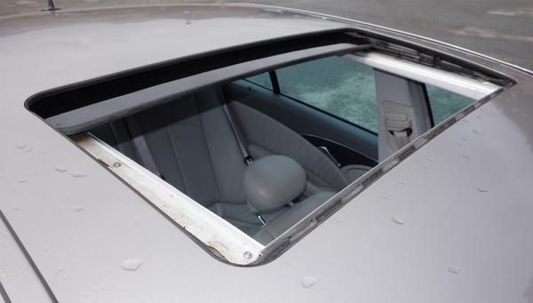 Moonroof Roof