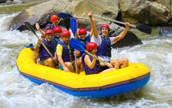Sungai yang ada di Pulau Bali 2 Sungai di Pulau Bali cocok untuk rafting salah satunya Tukad Ayung. (Foto: Wonderful Indonesia)