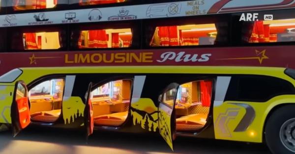 Bus Triple Decker 3