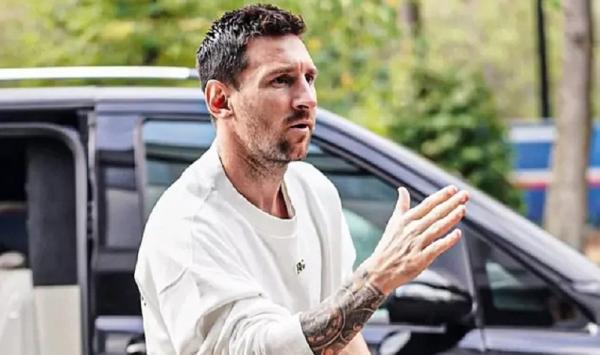Lionel Messi Kapten Timnas Argentina Lionel Messi tiba di Amerika Serikat. (Foto: @intermiamifc0)