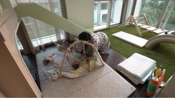Screenshot 20230721 063820 Gallery Artis punya kamar mewah ala playground. (Foto: YouTube)