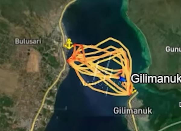 Kapal Laut Memutar Di Selat Bali 4