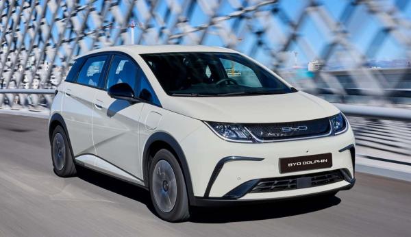 BYD Dolphin 1