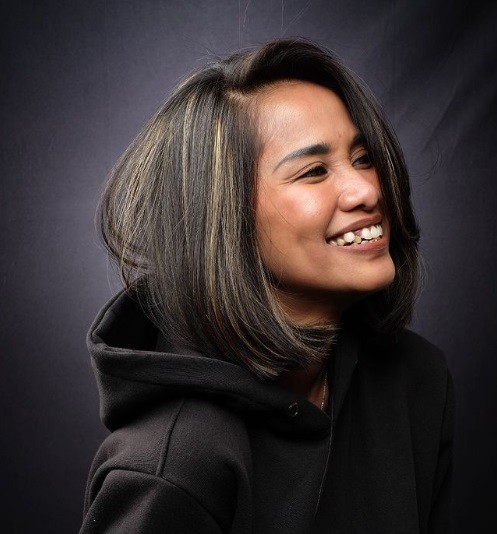 Artis cantik menikah di KUA.
