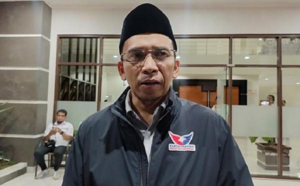 TGB Zainul Majdi Ingatkan Jangan Idolakan Orang yang Gemar Berkata Kasar, Sindir Rocky Gerung?