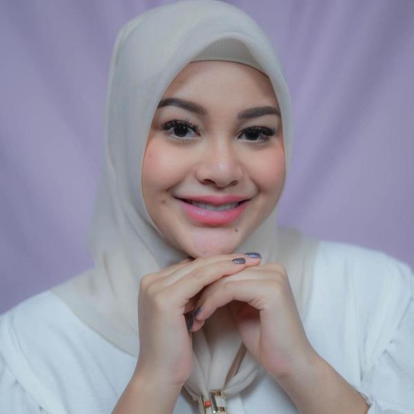 Anak artis yang pernah hidup susah. (Foto: Instagram)