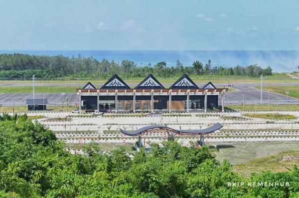 Bandara Rokot Mentawai Bandara Rokot Mentawai.