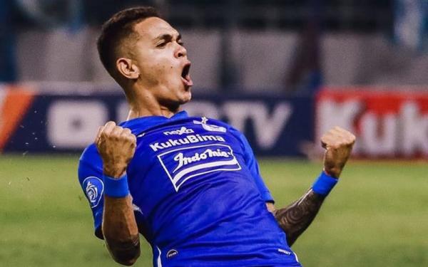 gali freitas ekspresi gol Gali Freitas resmi direkrut Persebaya Surabaya. (IG @galifreitas21).