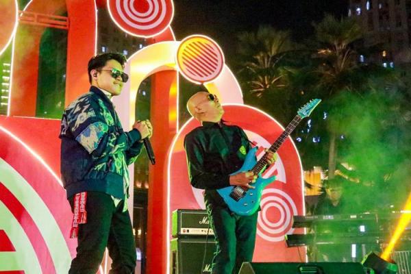 Rony Parulian di ID 78 CELEBRATION Penampilan Rony Parulian di ID 78 CELEBRATION. (Foto: dok Neo Soho Mall)