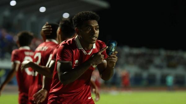 Sosok Jeam Kelly Sroyer, Penyerang Timnas Indonesia U-23 asal Papua Bobol Gawang Thailand (Foto: Instagram/jeamkellys)