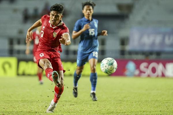 Sosok Jeam Kelly Sroyer, Penyerang Timnas Indonesia U-23 asal Papua Bobol Gawang Thailand (Foto: Instagram/jeamkellys)