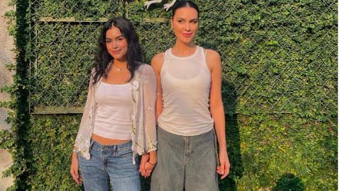 Sophia Latjuba Eva Celia Artis lawas seperti kakak beradik dengan anak. (Foto: instagram)