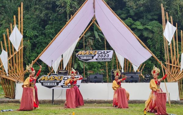 Maxi Yamaha Day 1