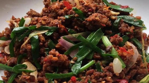 Oncom Sumedang Makanan khas Sumedang lainnya yakni oncom yang terkenal lezat. (Foto: cookpad.com)