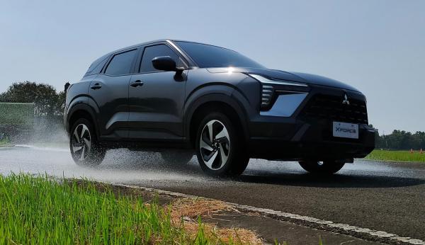 Mitsubishi XForce 6