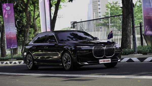 BMW I7 2