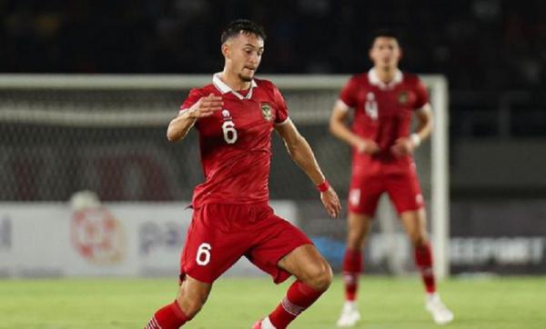 Ivar Jenner Indonesia unggul 1-0 atas Turkmenistan pada babak pertama laga Grup K Kualifikasi Piala Asia U-23 2024 di Stadion Manahan, Solo, Selasa (12/9/2023) malam. (Foto: PSSI)