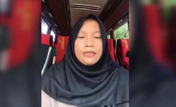 Bus Pangeran Nyaris Tabrak Mobil2 Manajemen bus Pangeran memberikan klarifikasi. (Foto: Wahyu Sikumbang)