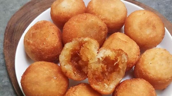 Misro 1 Jajanan pasar tidak mudah basi ini bernama misro atau amis di jero. (Foto: cookpad.com)