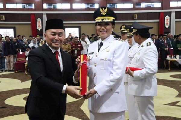 Pelantikan Pj Bupati Kalteng (Foto: dok Pemprov Kalteng)