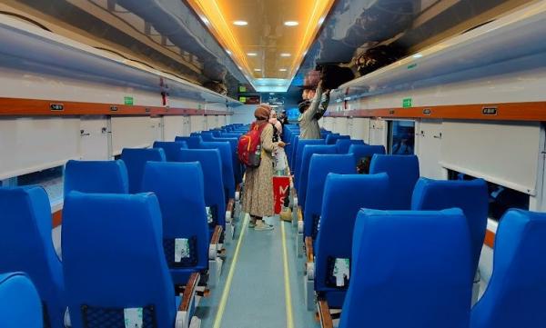 Kereta Ekonomi New Generation 1