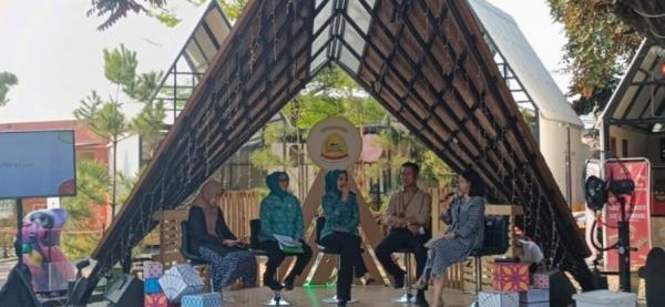 Screenshot 20230929 202112 Docs Diskusi membahas soal stunting di Nyalakan Mimpi dengan Cukup Gizi di People and Place, Synthesis Huis.