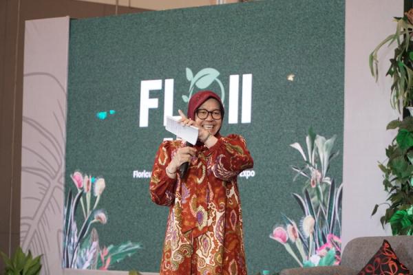 FLOII Expo Menteri Sosial Republik Indonesia Tri Rismaharini di sela-sela kunjungannya di acara FLOII Expo 2023. (Foto: dok FLOII)