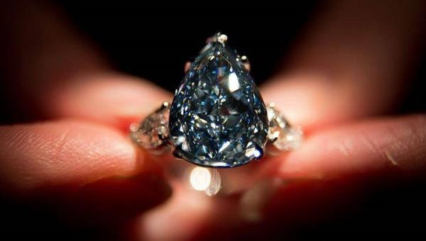 The Winston Blue The Winston Blue Diamond Ring