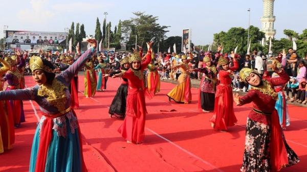 Tari Jaipong Tari Jaipong. (Foto: Istimewa)