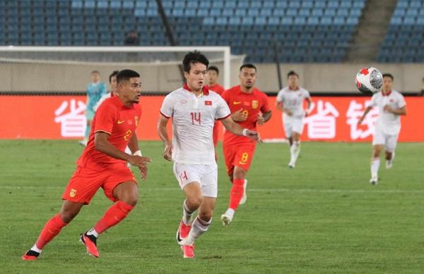 Timnas Vietnam Timnas Vietnam takluk 0-2 dari China pada FIFA Matchday di Stadion Dalian Sport Center, Dalian, China, Selasa (10/10/2023). (Foto: vietnamnet)