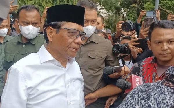 Jadi Cawapres Ganjar, Mahfud MD Diharap Tak Mundur sebagai Menko Polhukam