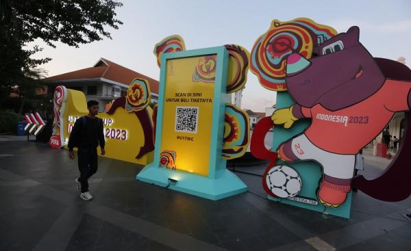 dekorasi pildun U-17 Dekorasi Piala Dunia U-17 di Kota Surabaya. (istimewa).