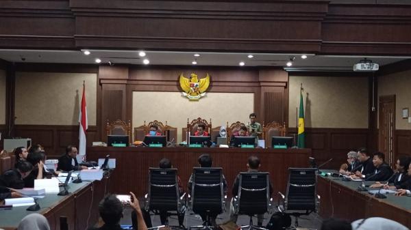 3 Terdakwa Kasus BTS BAKTI Kominfo Hadapi Vonis Hari Ini, Siapa Saja?