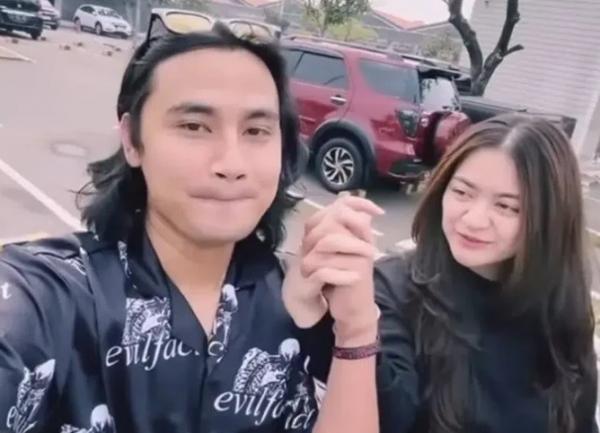 Deretan artis pacarannya singkat. (Foto: Instagram)