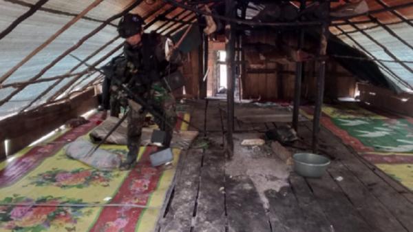 Satgas Damai Cartenz rebut Markas KKB Personel gabungan Satgas Ops Damai Cartenz-2023 merebut dua markas Kelompok Kriminal Bersenjata (KKB) di Yahukimo, Papua. (Foto: Satgas Damai Cartenz).