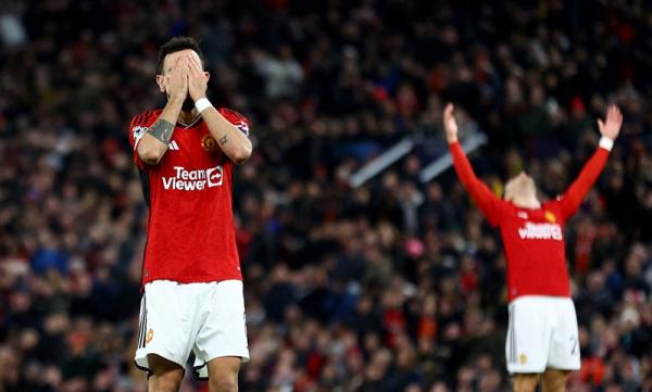 Man United gagal Ada 14 tim yang sudah memastikan lolos ke 16 besar Liga Champions. Masih ada 2 slot lagi yang diperebutkan hari ini. (foto: REUTERS)