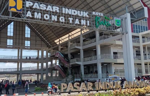 Pasar Induk Among Tani Pasar Induk Among Tani, Kota Batu, Jawa Timur.