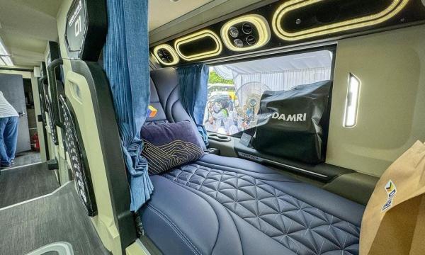Bus Tingkat Damri 2