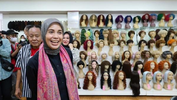 Siti Atikoh 2 Siti Atikoh merupakan lulusan UGM (Foto MPI).