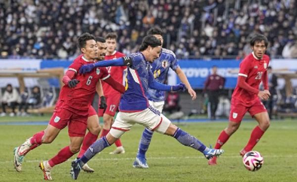 Pelatih Thailand Masatada Ishii akui kalah level usai dihancurkan Jepang 0-5 pada laga uji coba di Japan National Stadium, Tokyo, Jepang, Senin (1/1/2024) sore  (Foto: AFP)