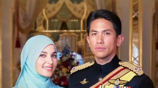 Pangeran Mateen dan Anisha Rosnah