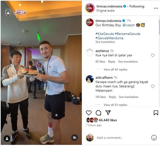 Gelandang Timnas Indonesia Ivar Jenner mendapat kejutan spesial dari Pelatih Shin Tae-yong (STY) di hari ulang tahunnya. (Foto: Instagram @timnas.indonesia)