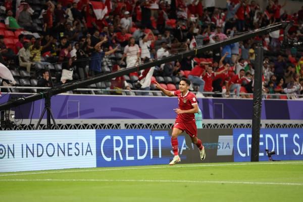 Marselino Ferdinand Gelandang Timnas Indonesia, Marselino Ferdinan membuat bangga KMSK Deinze. Dia menjadi pemain pertama dari Liga Belgia yang berhasil mencetak gol di Piala Asia. (foto: PSSI)